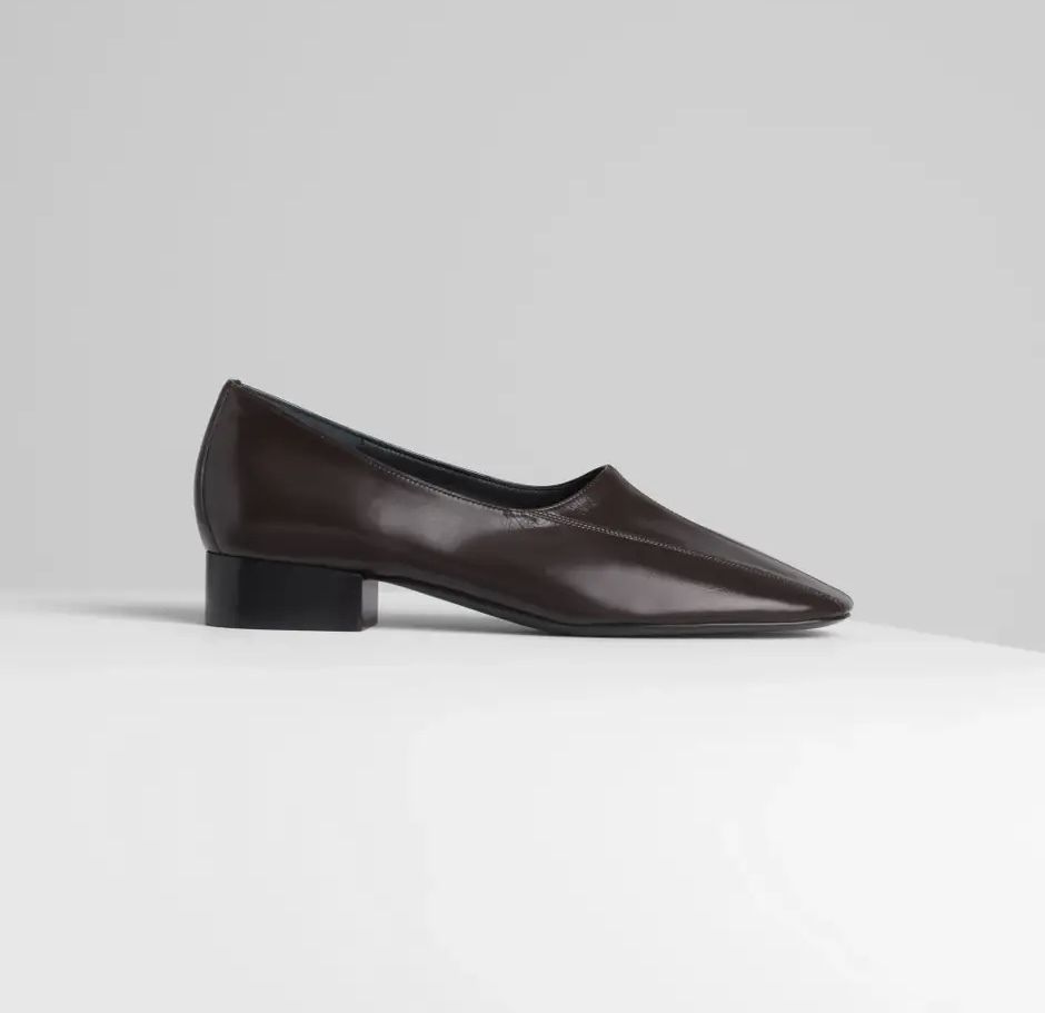 洗練された大人の【PHOEBE PHILO】クラブスリッパ ローファー 洗練された大人の【PHOEBE PHILO】クラブスリッパ ローファー