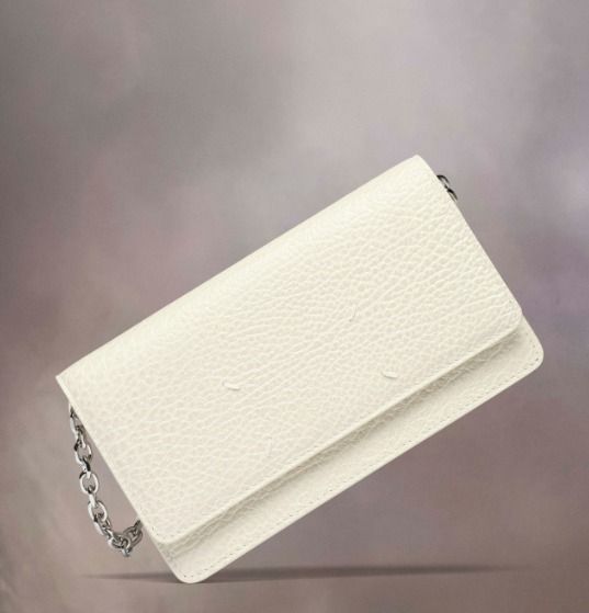上質な【Maison Margiela】Four stitches フォンフォルダー 24AW MAISON MARGIELA - Four Stitches Leather Wallet On Chain