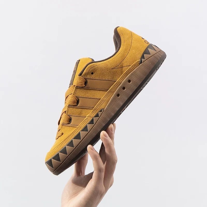 adidas Adimatic スケートスタイル スニーカー ユニセックス