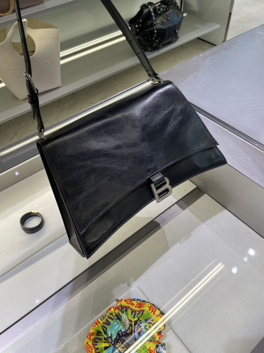 主役級 バレンシアガ ショルダーバッグ CRUSH S ツイード Bロゴ BALENCIAGA バレンシアガ ショルダーバッグ Bロゴ キルティング