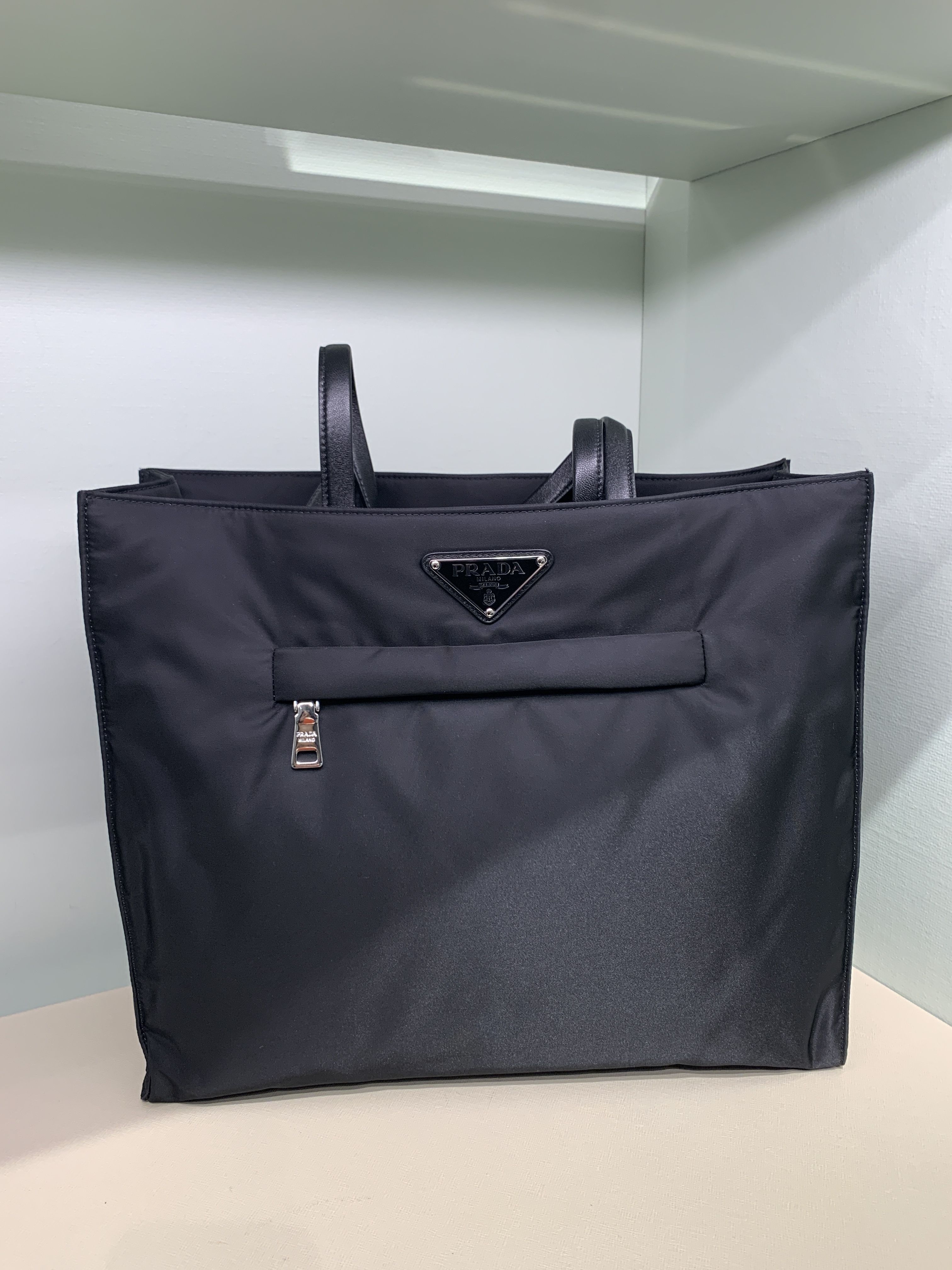 ☆PRADA ナイロントート 美品