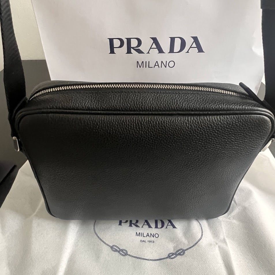 セール【PRADA】プラダ レザーショルダーバッグ 2VH094 PRADA☆セール！三角ロゴレザーショルダーバック 2VH094 (PRADA