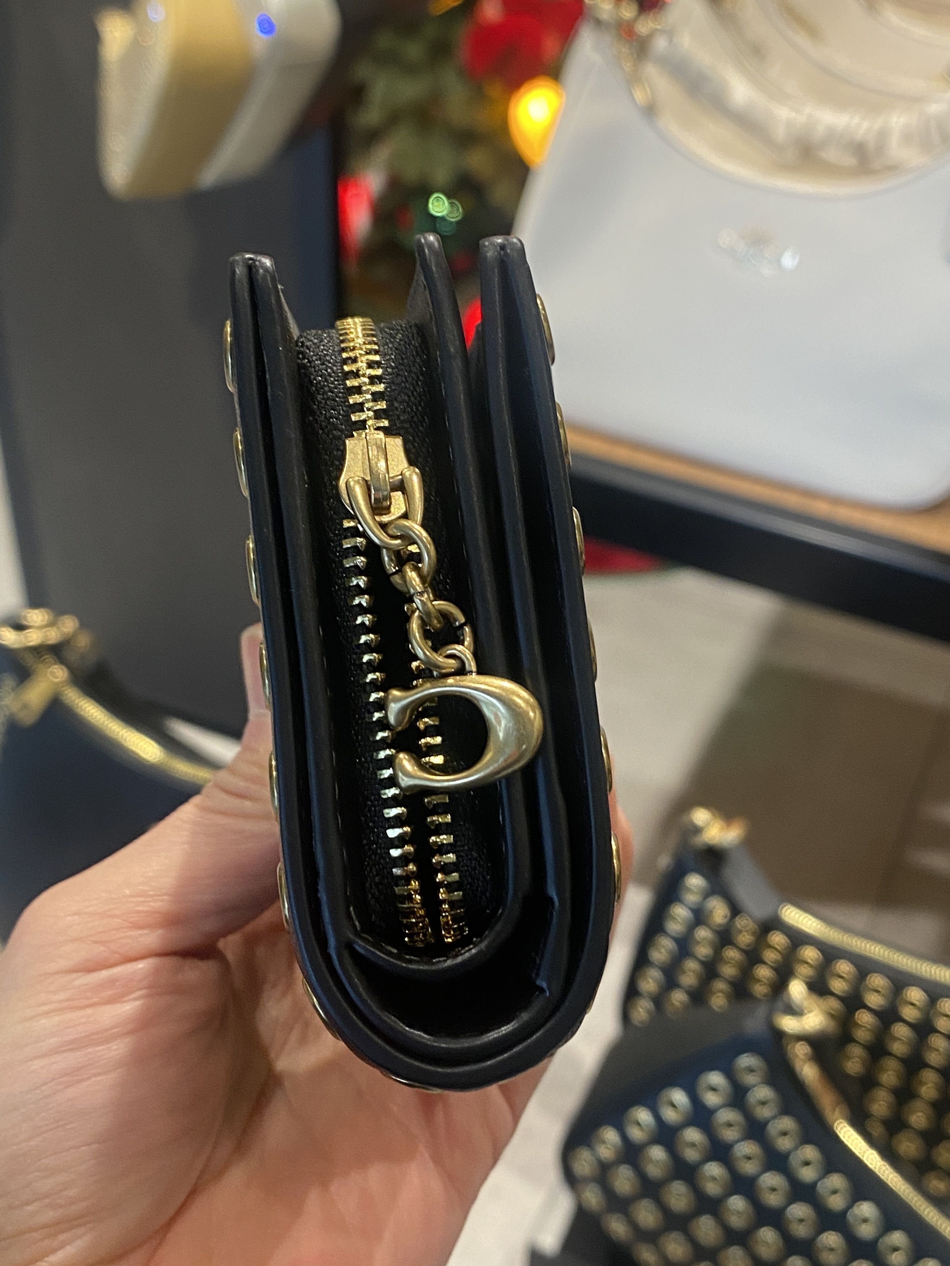 COACH】スナップ ウォレット ウィズ グロメット 二つ折り財布