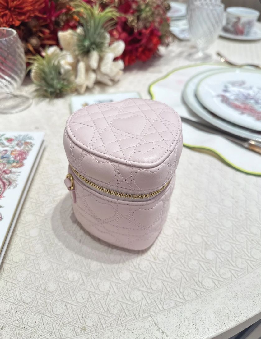 ハートモチーフ♡【Dior】Dior Caro マイクロヴァニティ♪ 可愛いマイクロヴァニティ♡】Dioramour Dior Caro Heart (Dior