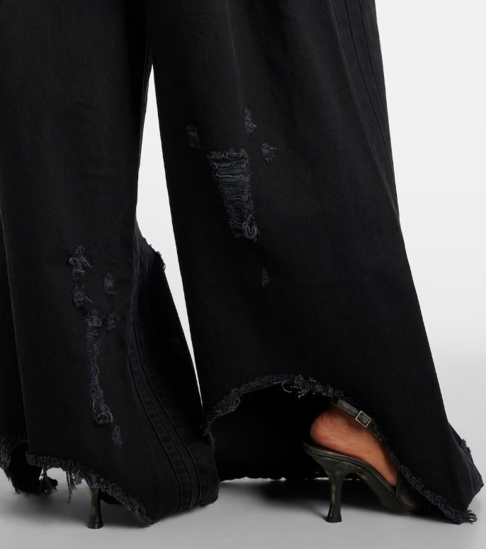 関税送料込【VETEMENTS】オーバーサイズワイドレッグジーンズ 関税送料込【VETEMENTS】ダメージ加工 ワイドレッグ ジーンズ