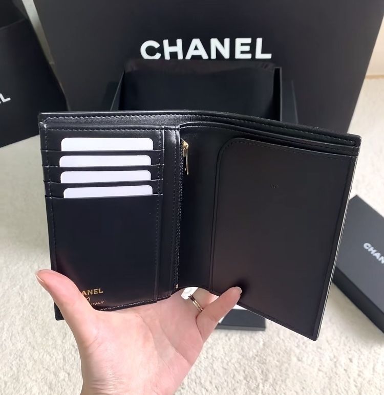 旅の楽しみが倍増】☆CHANEL☆パスポートケース☆25P限定