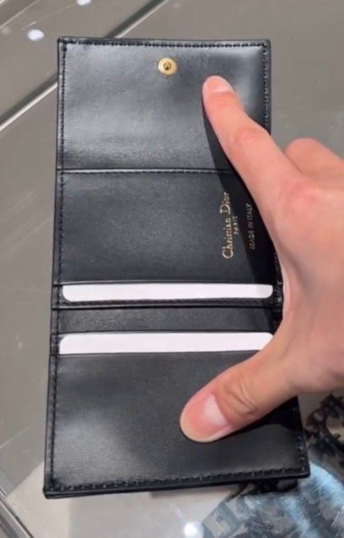 ☆人気デザイン☆ Dior 30 Montaigne Veronia ウォレット 財布