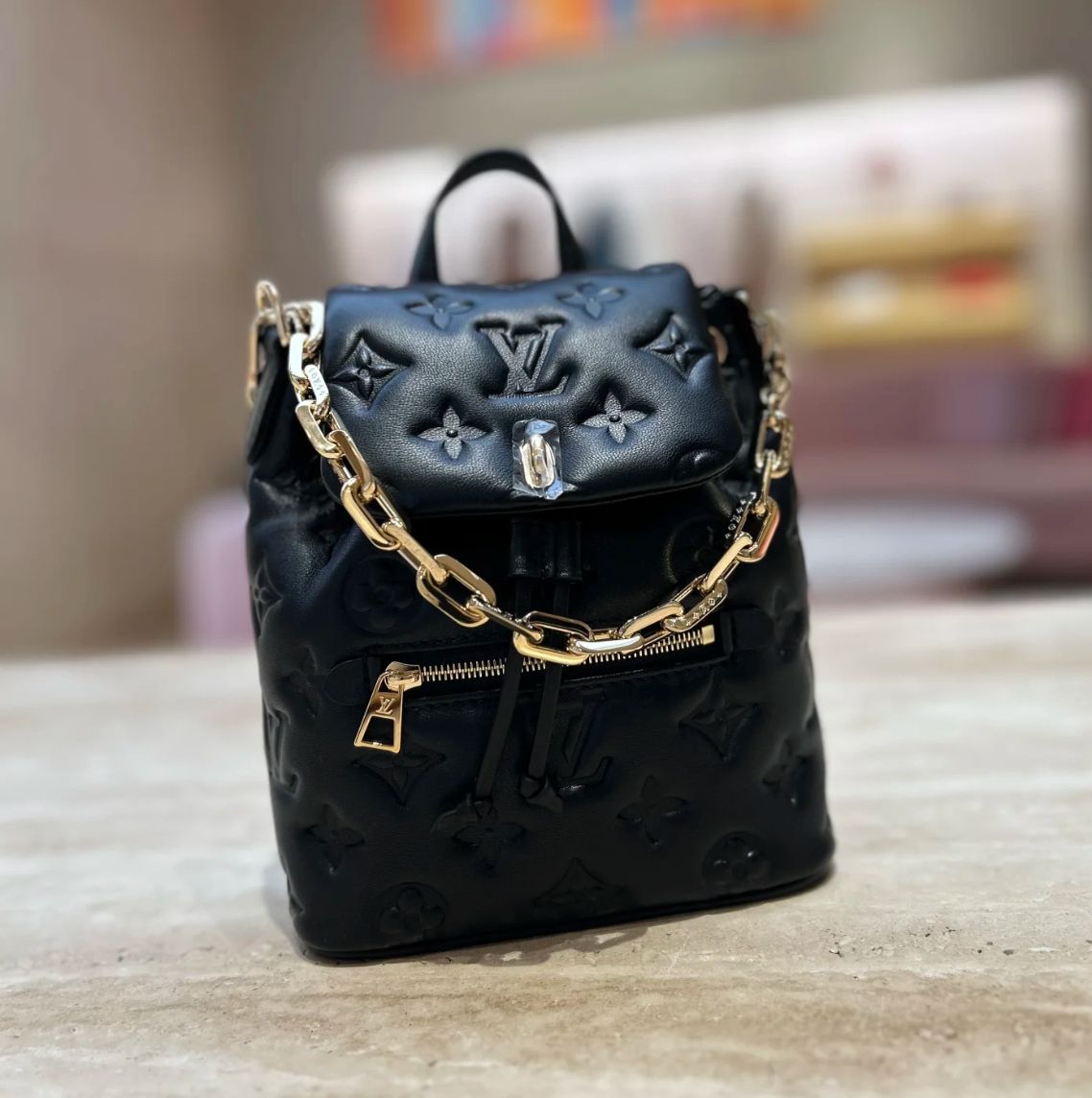 洋服通販 - 新作アイテムを 使いやすミニサイズ】Louis Vuitton on バックパック リュック バッグ