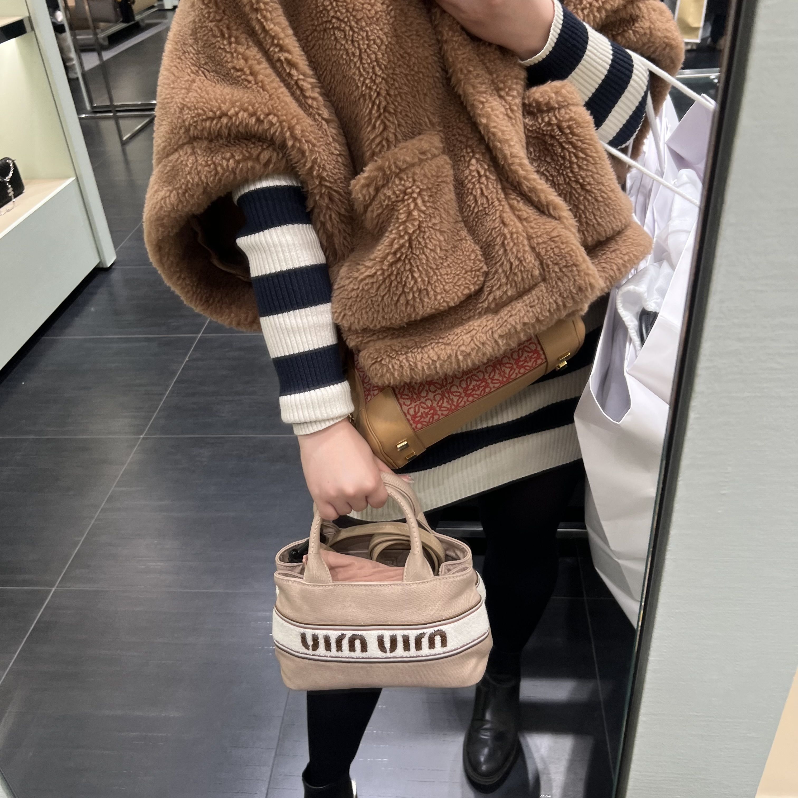 MIU MIU】セール！可愛い キャンバストート ショルダー付