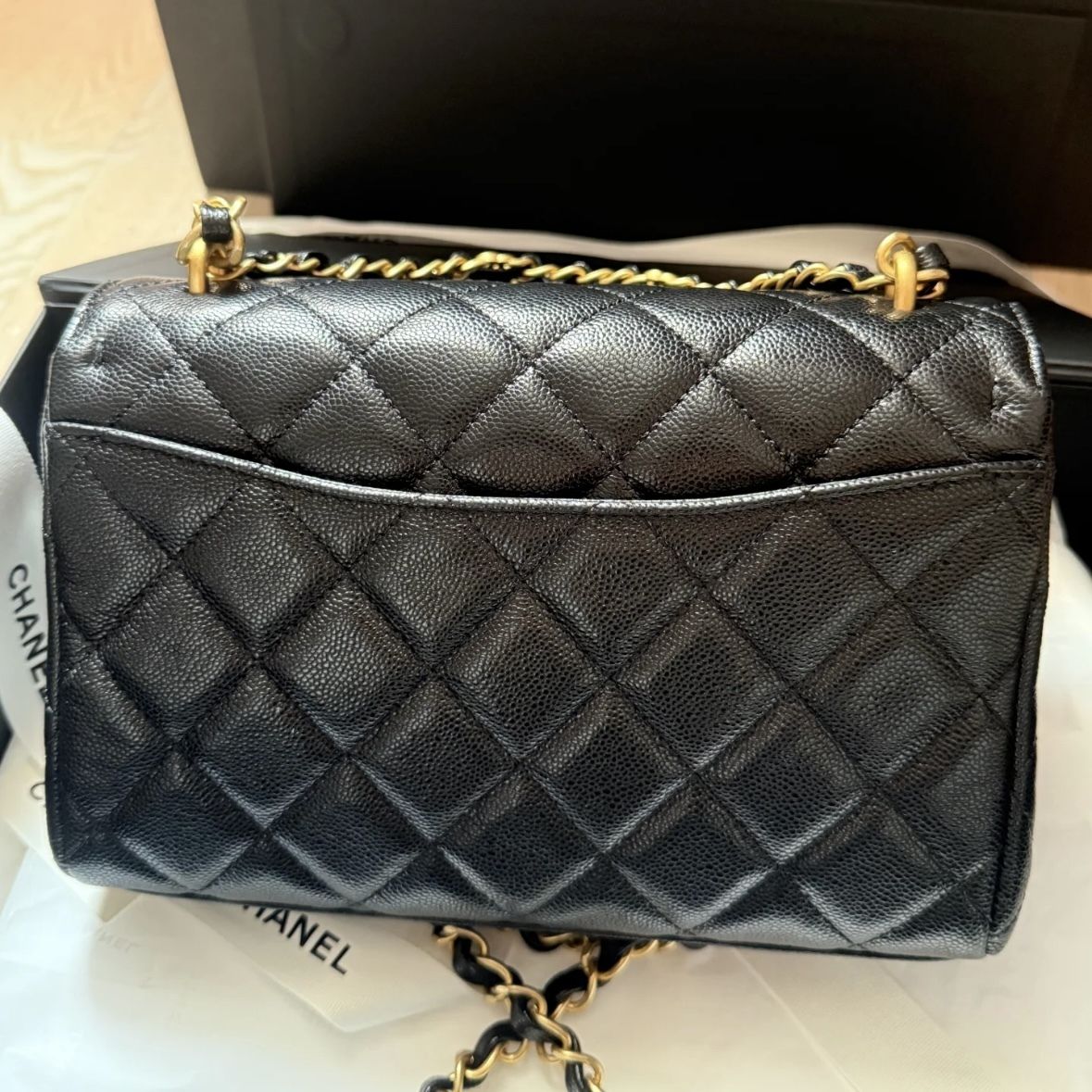 上品エレガント【CHANEL】25P チェーン フラップ バッグ 上品なダブルのハンドルチェーン♪【CHANEL】25P フラップバッグ