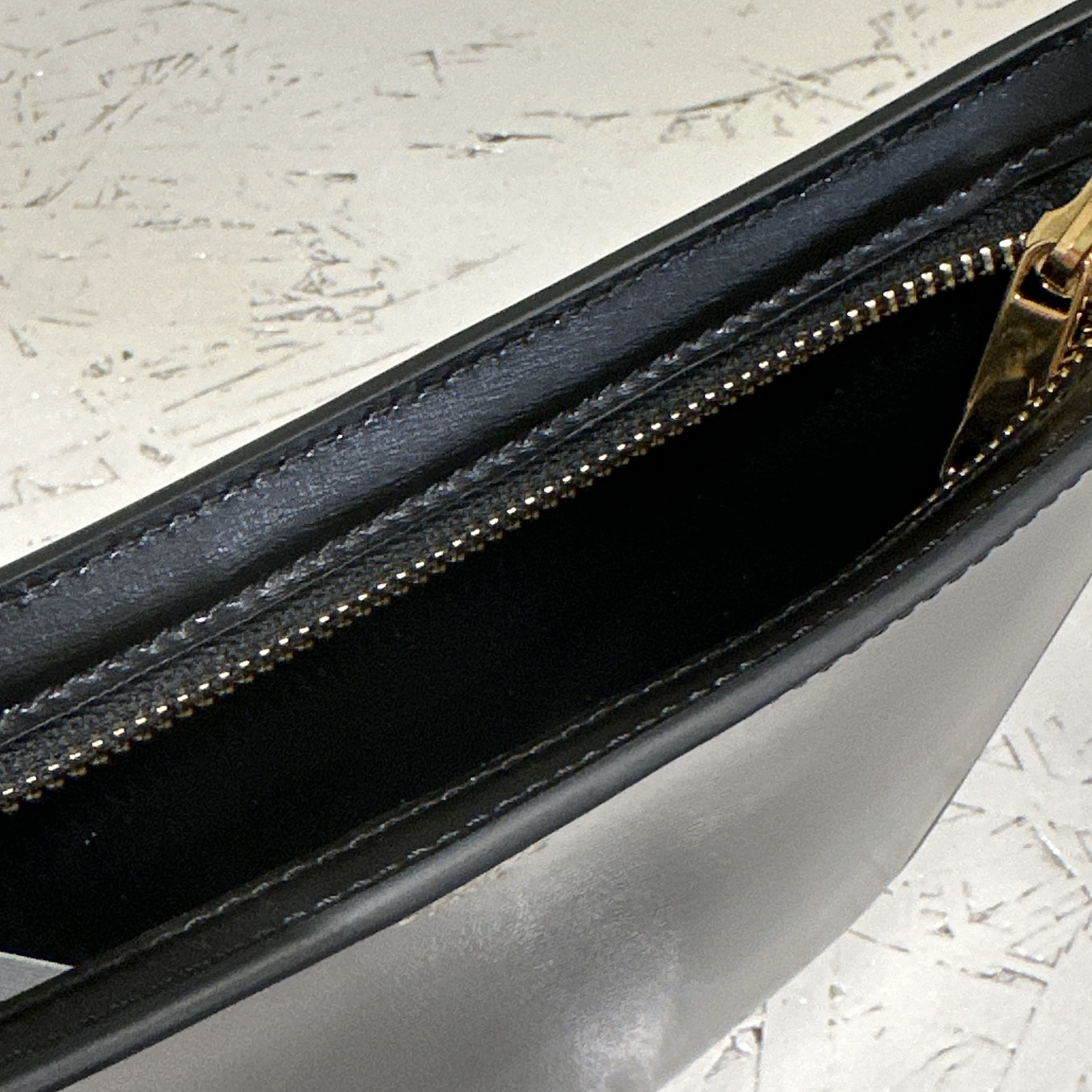 [VIPセール] CELINE セリーヌ Medium Croque バッグ VIPセール] CELINE セリーヌ Medium Croque バッグ (CELINE