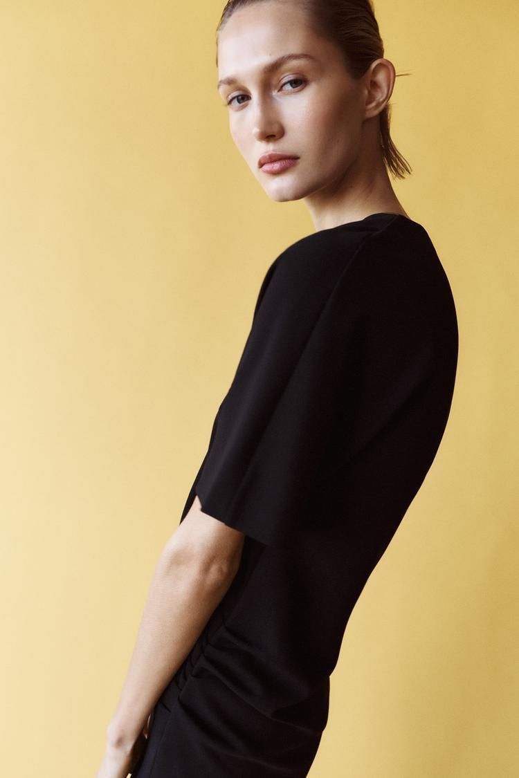 【ZARA】ギャザーディテール入りミディ丈ワンピース1058/153/550 ZARA】ギャザーディテール入りミディ丈ワンピース1058/153/550
