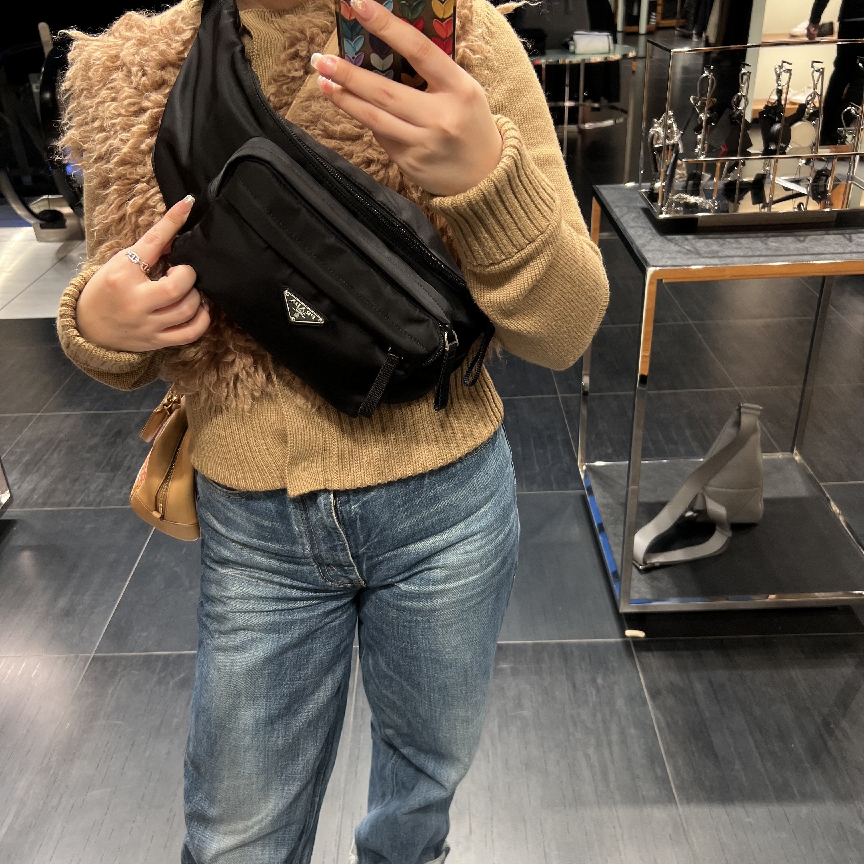 PRADA】セール！RENYLON クロスボディ バムバッグ (PRADA
