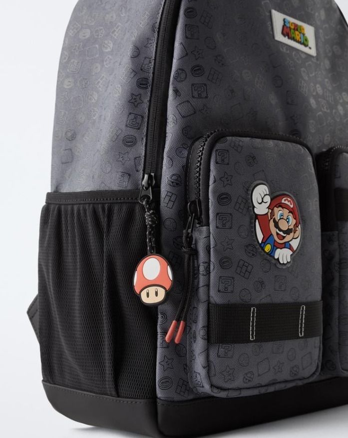 スペイン ZARA スーパーマリオブラザーズ NINTENDO バックパック スペイン ZARA スーパーマリオブラザーズ NINTENDO バックパック