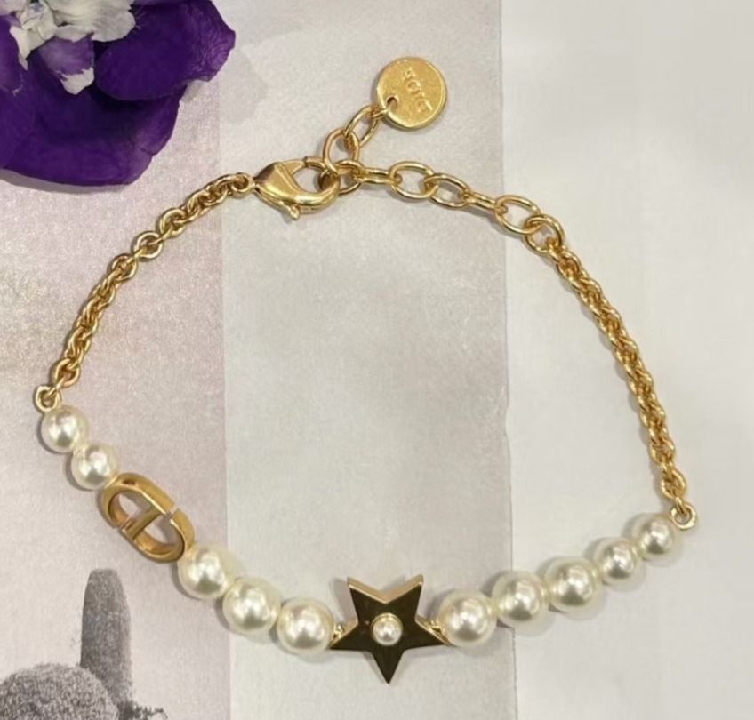 【安心国内発送♪パール】Dior★Lucky Dior ブレスレット 25年夏新作☆】 ディオール Lucky Dior ブレスレット (Dior
