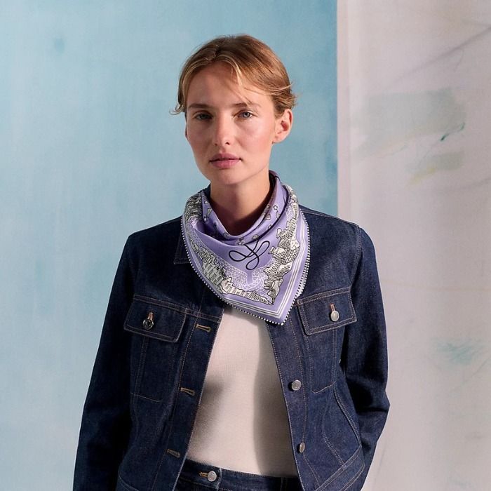 日常にさりげない贅沢を【HERMES】シルクバンダナ《星降る渓谷 日常にさりげない贅沢を【HERMES】シルクバンダナ《星降る渓谷