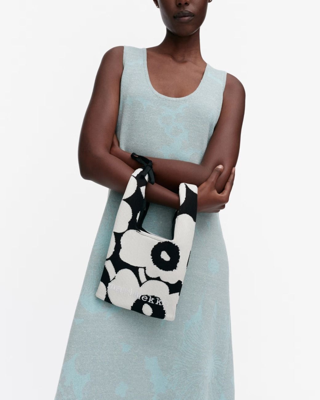 キュート◎*marimekko* Knitted Mini Tote Unikko トートバッグ marimekko - Knitted Mini Tote Unikko トートバッグ (marimekko