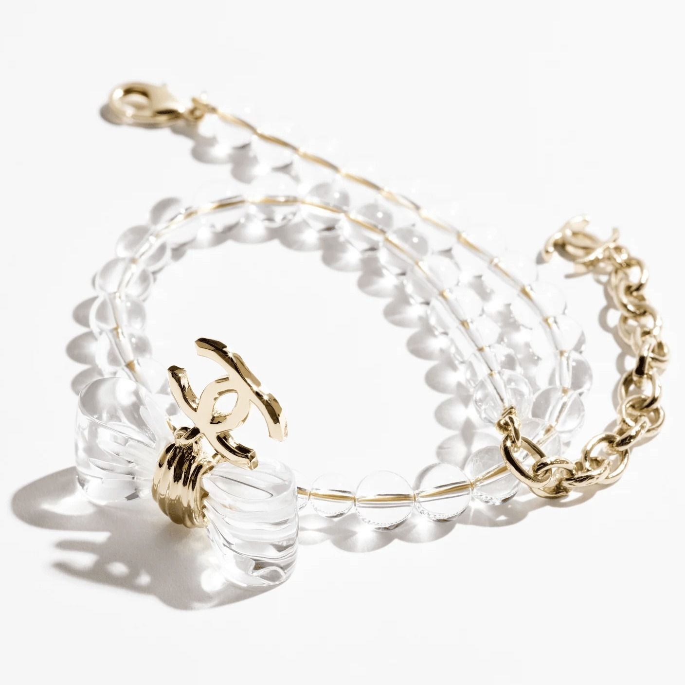 【洗練されたデザイン】CHANEL 25SS チョーカー CCロゴ 25S CCロゴが引き立つ♡CHANEL クリアリボンチョーカー (CHANEL