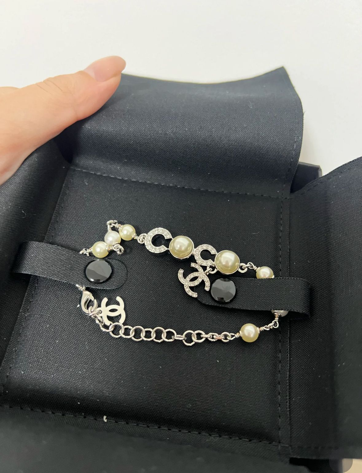プレゼントにも【CHANEL】シャネル 華やかブレスレット 華やかなデザイン♪】シャネル ブレスレッド