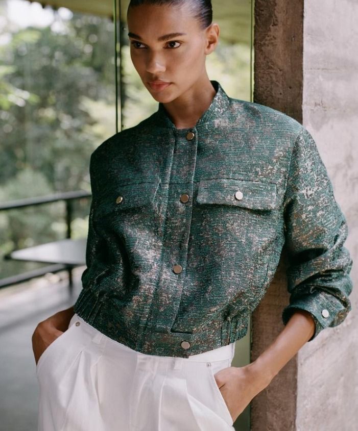 スペイン発送 ZARA メタリックスレッドストラクチャージャケット スペイン発送 ZARA メタリックスレッドストラクチャージャケット