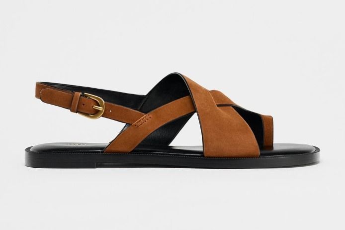 【激安アウトレット!】 スペイン発送 最新作 ストラップスエードフラットサンダル ZARA 靴