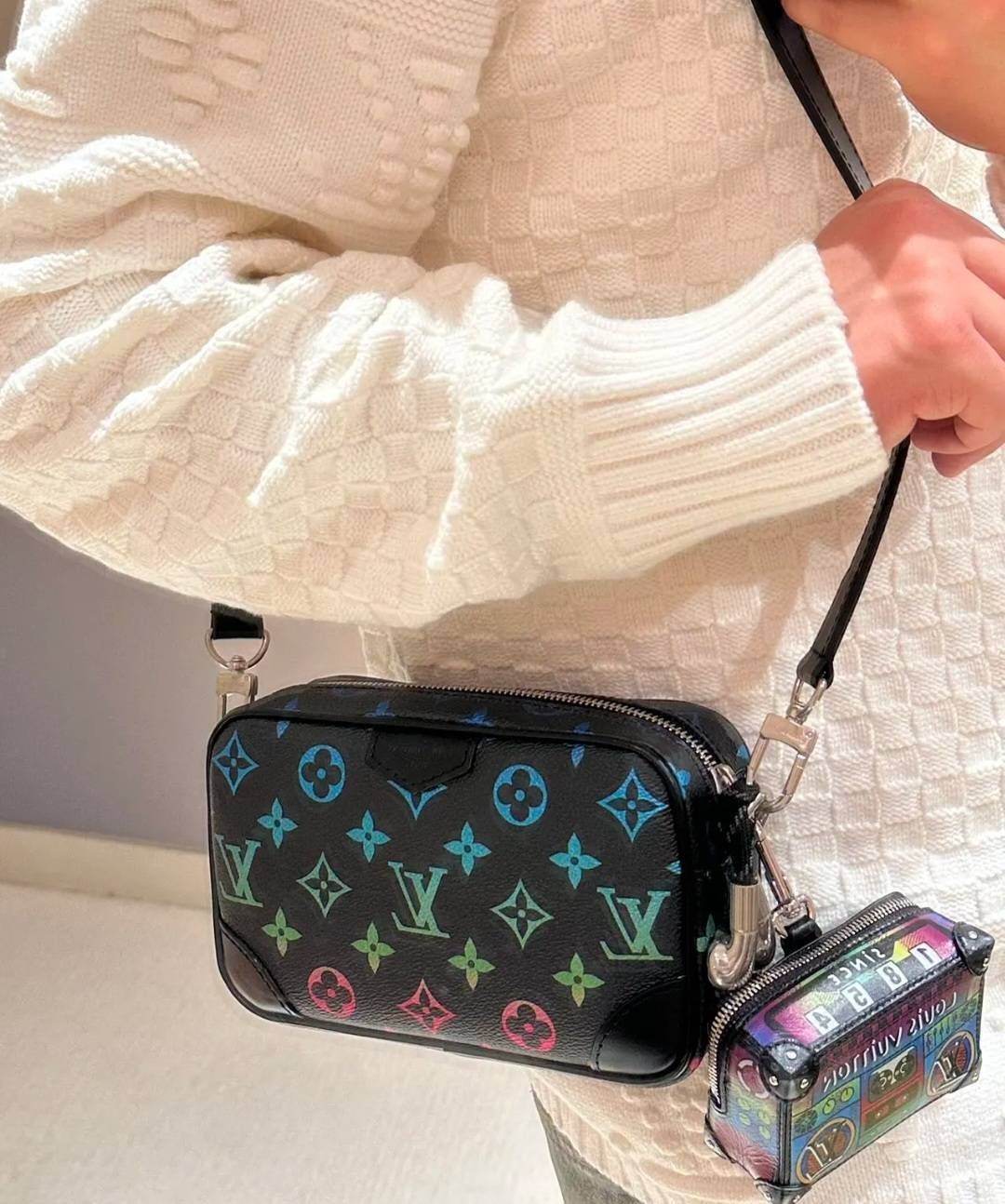 【カラフルビンテージ風】LOUIS VUITTON★ショルダーバック 落書き風がキュート】ルイヴィトン キーポル25 (Louis Vuitton