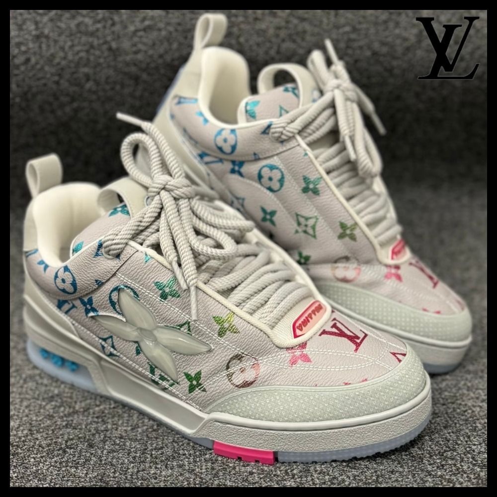 【カラフルな色彩で外出が楽しみ♪】Louis Vuitton★スニーカー ルイヴィトン ☆ カラフルなモノグラムがお洒落 スニーカー LV