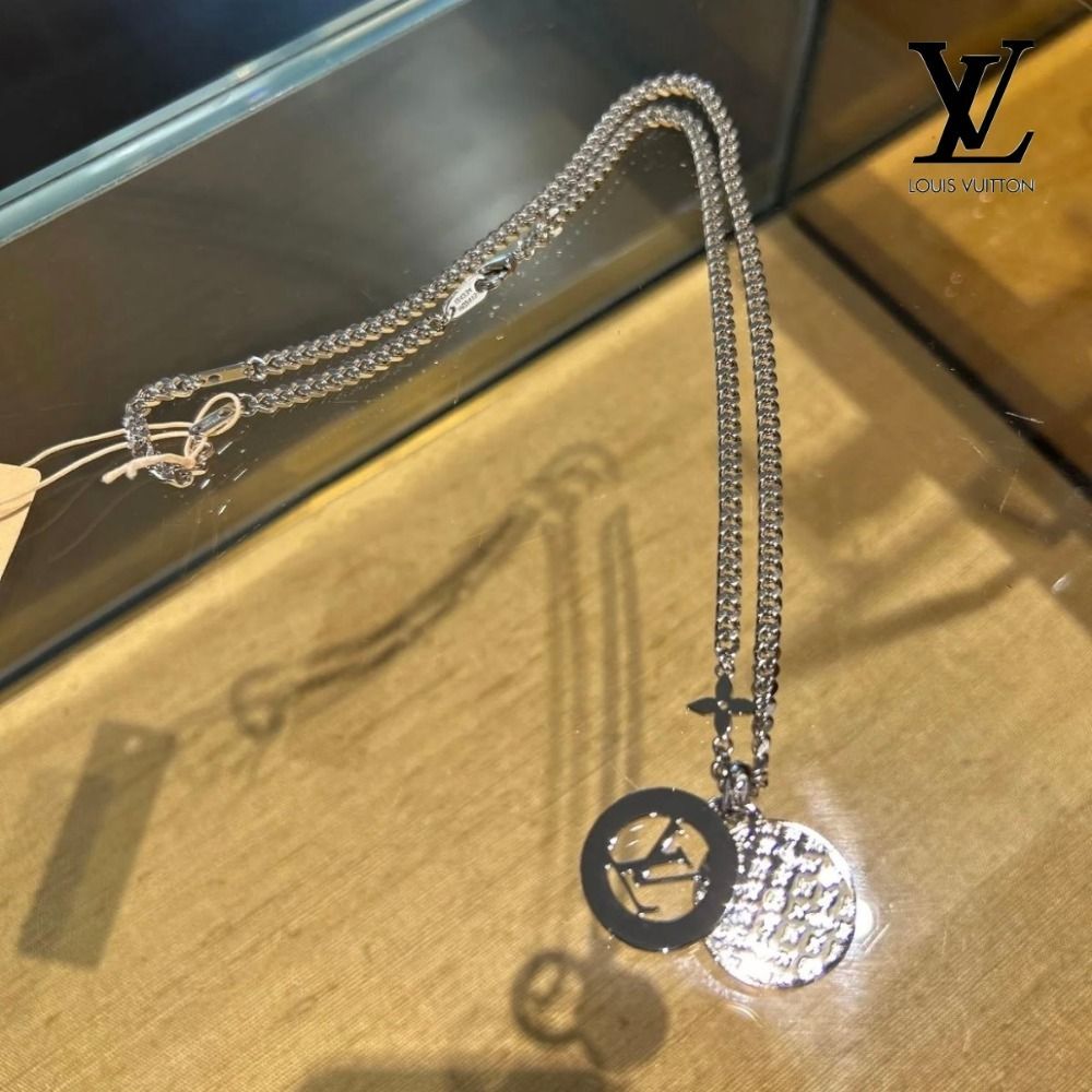 LVチャーム♪】LOUIS VUITTON☆ペンダント モノグラムステシア