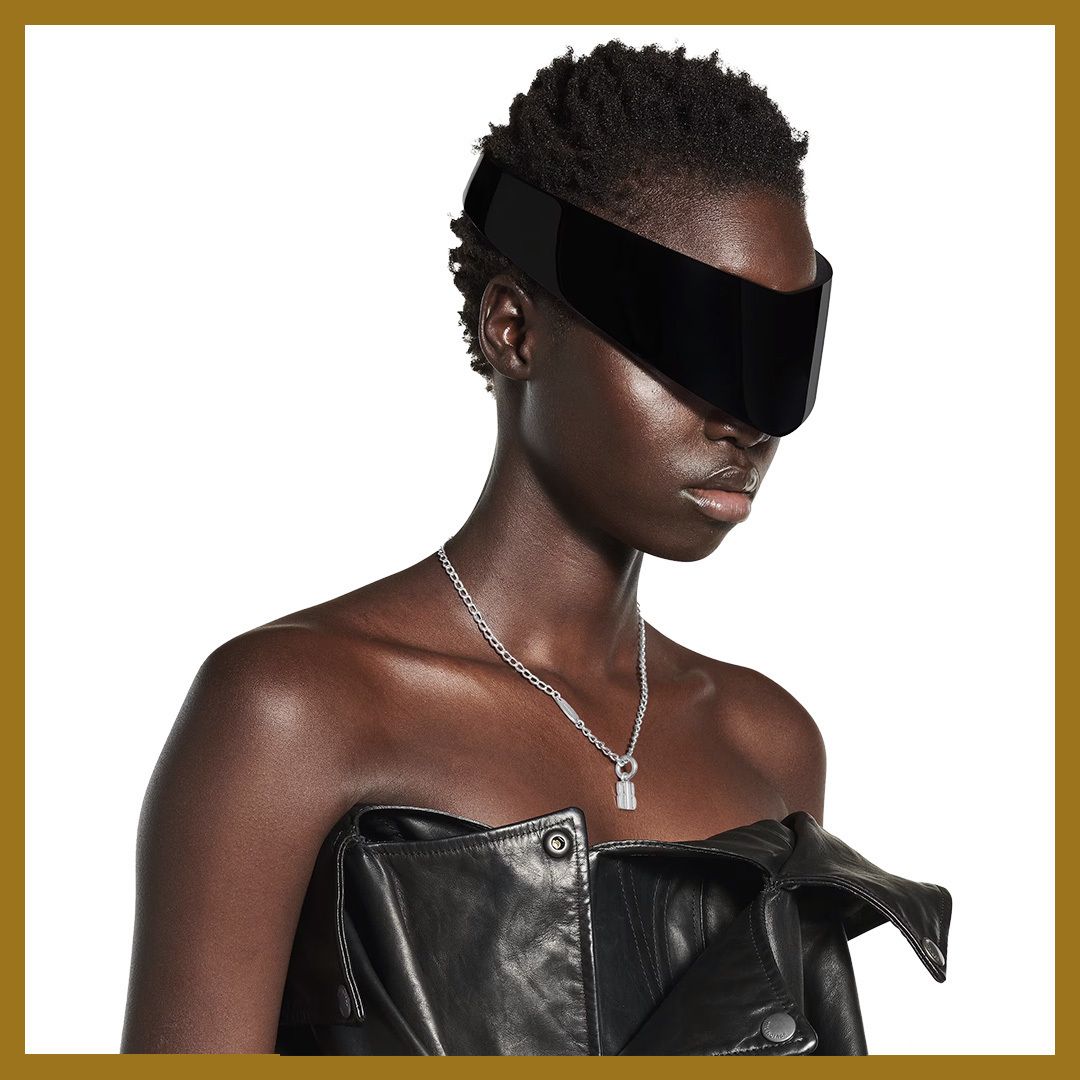 国内直営**BALENCIAGA**Nano スリム ネックレス  女性にも♪ Nano Thin Necklace in Gold | Balenciaga US