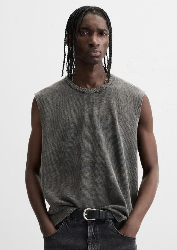 スペイン発送 ZARA ウォッシュドプリントニットTシャツ ブラック