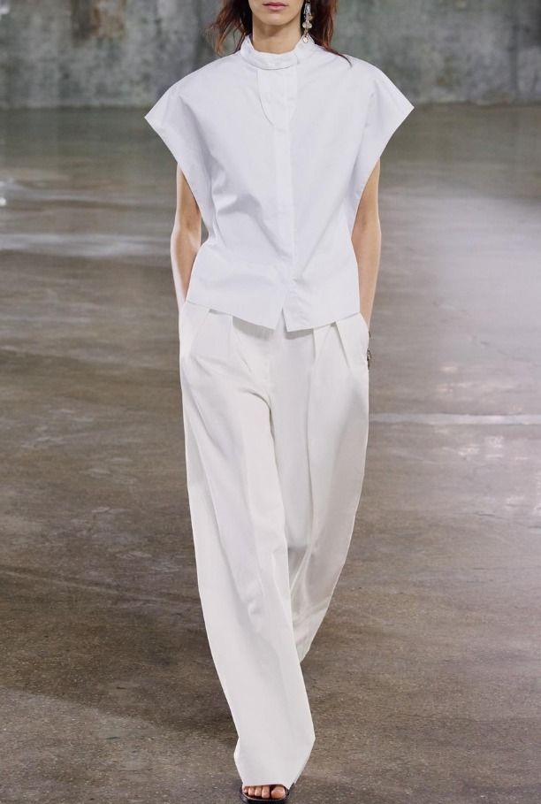 スペイン発送 ZARA ZWコレクション コットンプリーツパンツ 新作 スペイン発送 ZARA ZW コレクション ツイルプリーツパンツ 限定