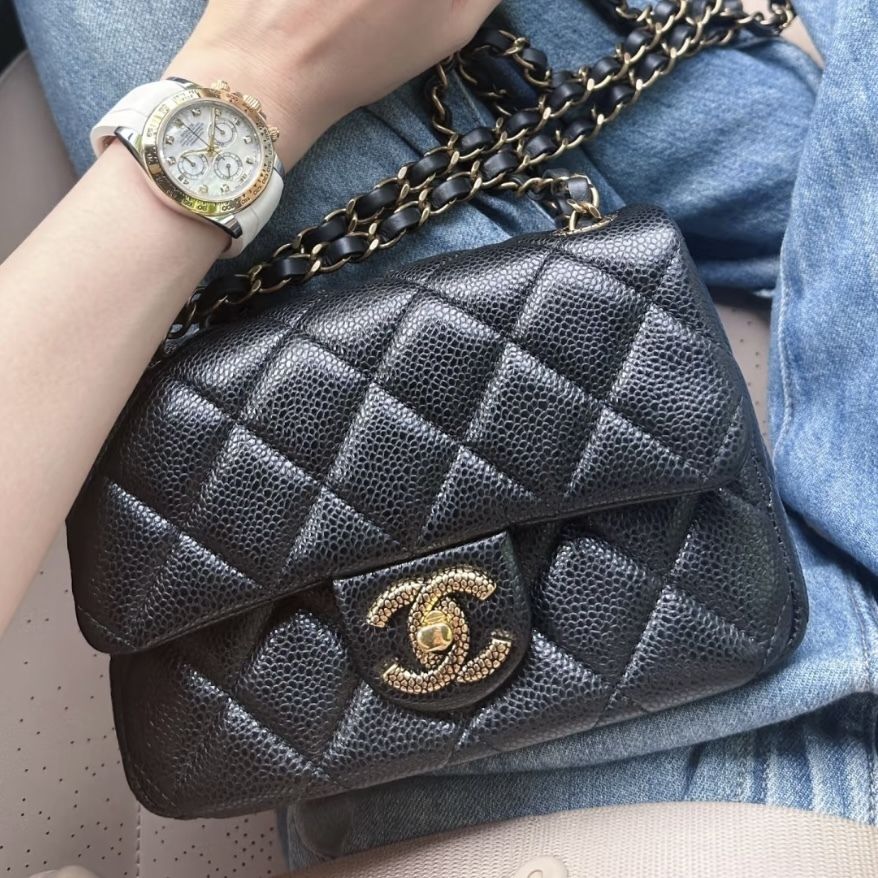 【上品でエレガントデザイン♪】CHANEL ショルダーバッグ 追跡付き☆CHANEL☆25クルーズ チェーンクラッチ☆エレガント