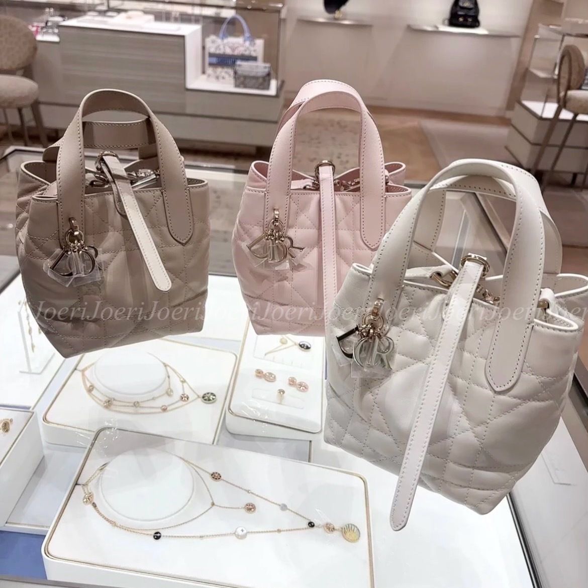 お洒落】Dior Toujours バーティカル Nanoトートバッグ (Dior