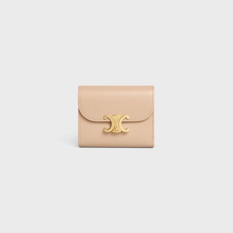 すぐ届く【CELINE】人気スモール フラップウォレット トリオンフ