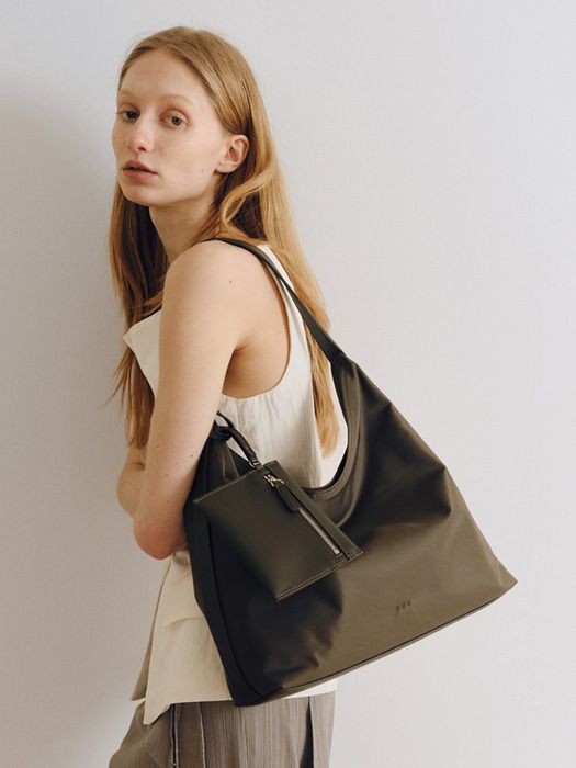 ROH SEOUL Pulpy hobo bag Nylon ショルダーバッグ Pulpy hobo bag