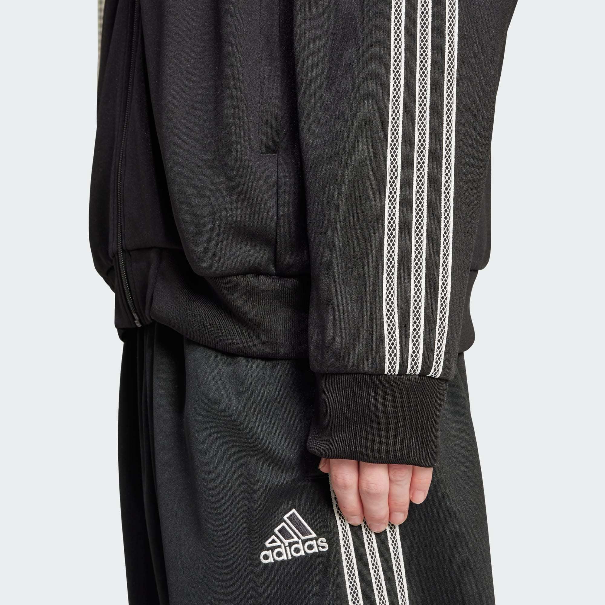 ☆adidas☆アディダス TRACK TOP トラックトップ☆追跡可