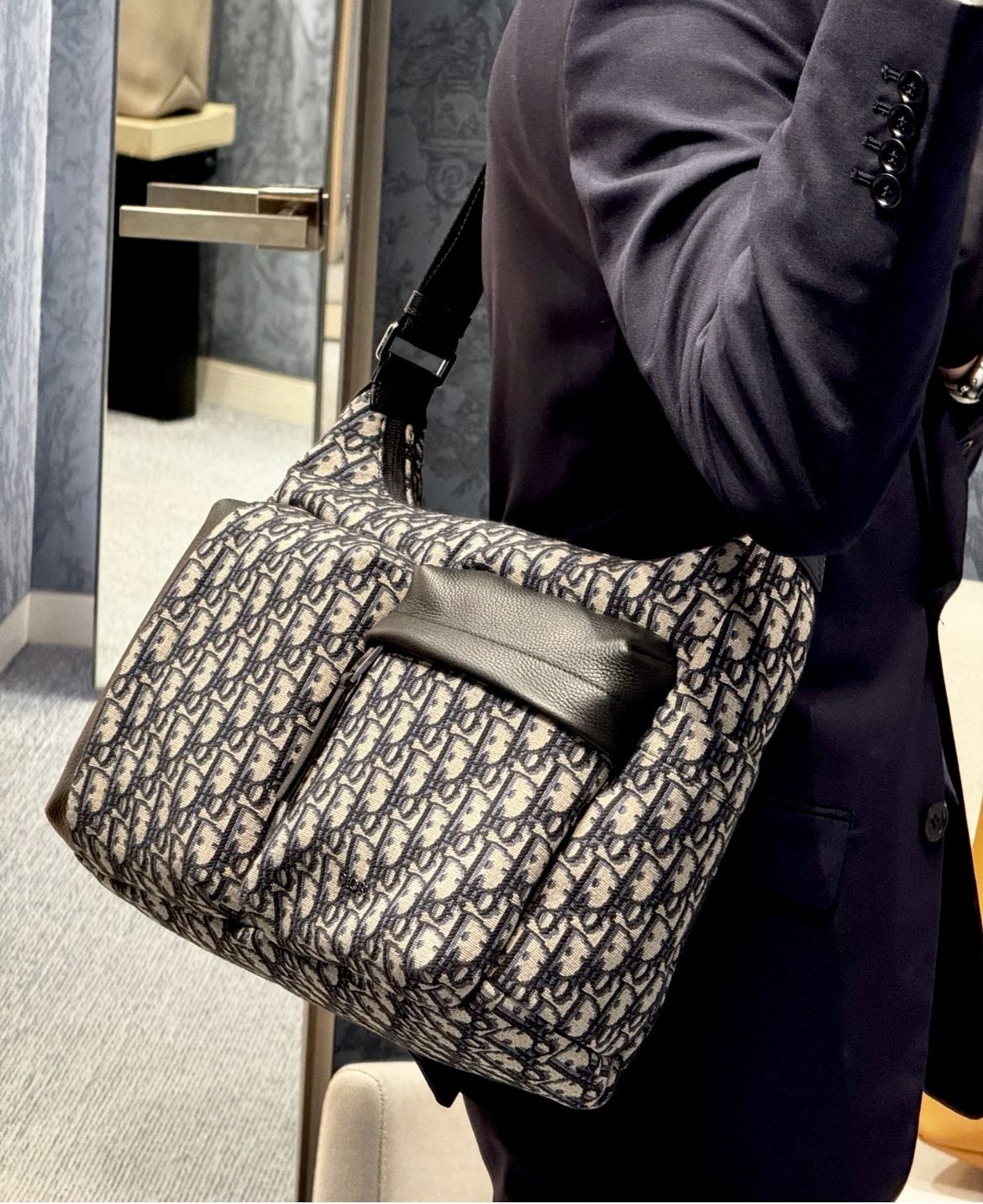 【すぐ届く♪】DIOR Rider ソフト ホーボーバッグ ミディアム DIOR | Rider ソフト ホーボーバッグ ミディアム ディオール
