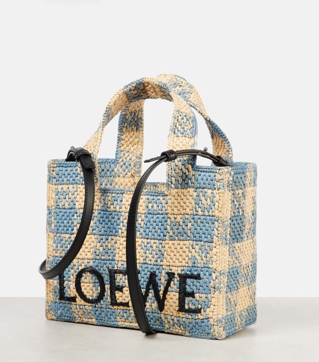 【Loewe】パウラズ イビサ スモール ロゴ ラフィア トートバッグ パウラズイビサブルースモールフォントラフィアトートバッグ