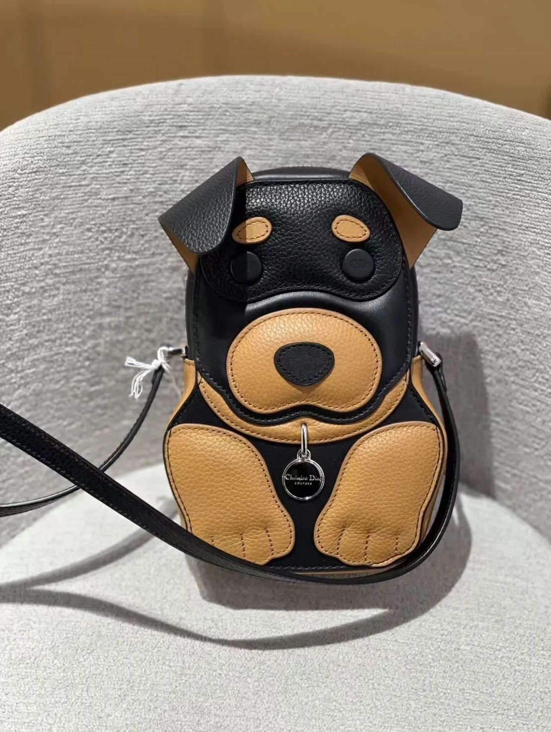 DIOR】☆キュートなわんこバッグ☆ Bobby ミニバッグ (Dior