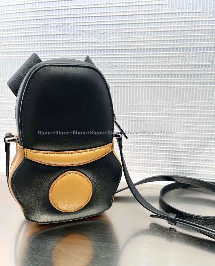 【かわいくてポイントにも☆】Dior Bobby ジップ付き ミニバッグ ドッグモチーフが主役♪【Dior】Bobby ジップ付き ミニバッグ