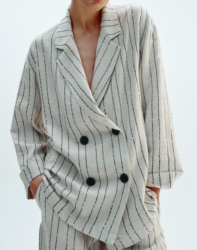ZARA ブラック スパンコール タキシードジャケット - Losguapos